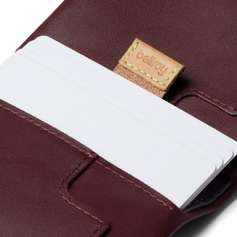 
                      
                        Bellroy Wallet Slim Sleeve red wine
                      
                    