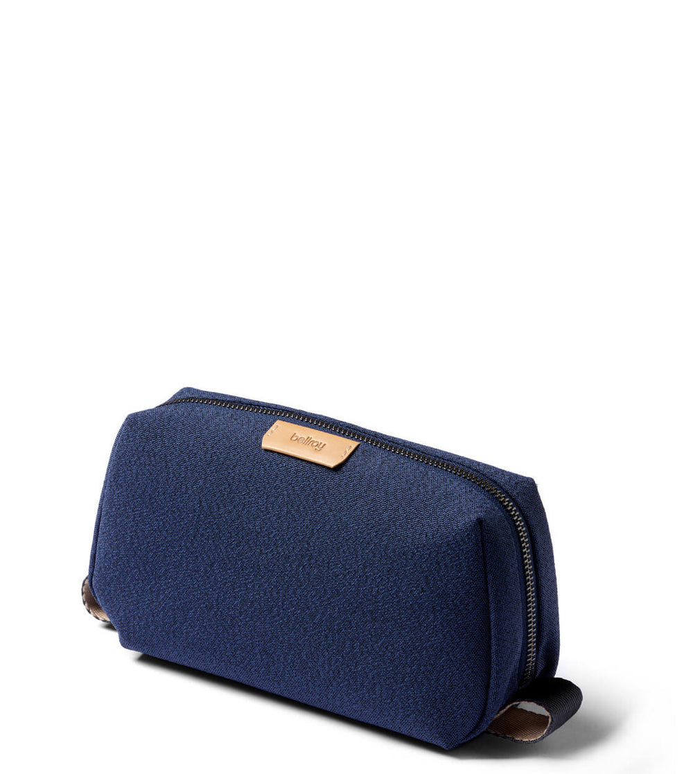 Bellroy Washbag Dopp Kit blue ink