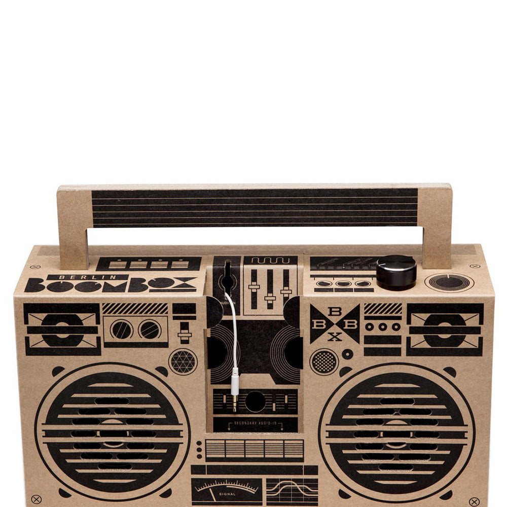 
                      
                        Berlin Boombox Soundsystem brown
                      
                    