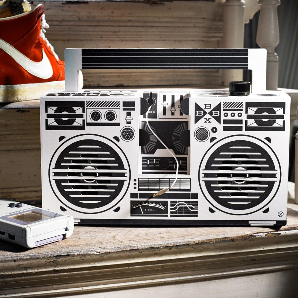 
                      
                        Berlin Boombox Soundsystem white
                      
                    