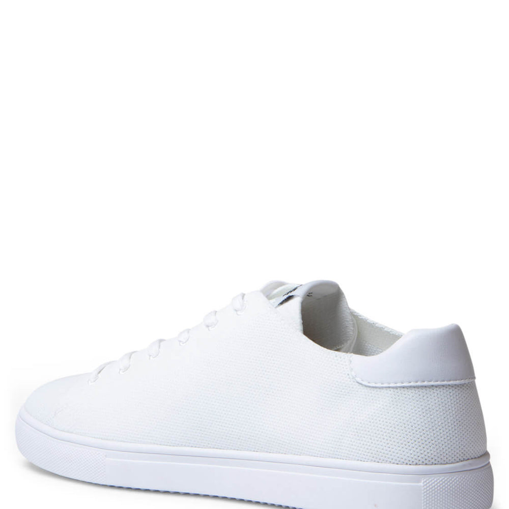 
                      
                        Clae Shoes Bradley white knit triple
                      
                    