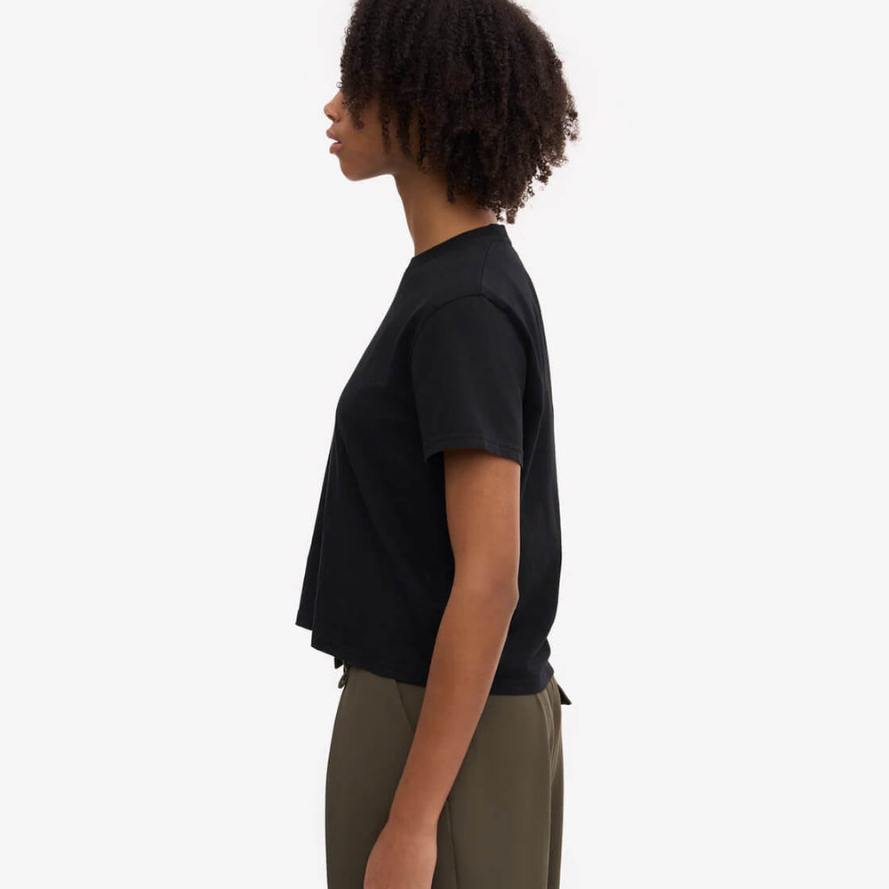 
                      
                        Colorful Standard W T-Shirt Boxy Crop CS2057 black deep
                      
                    