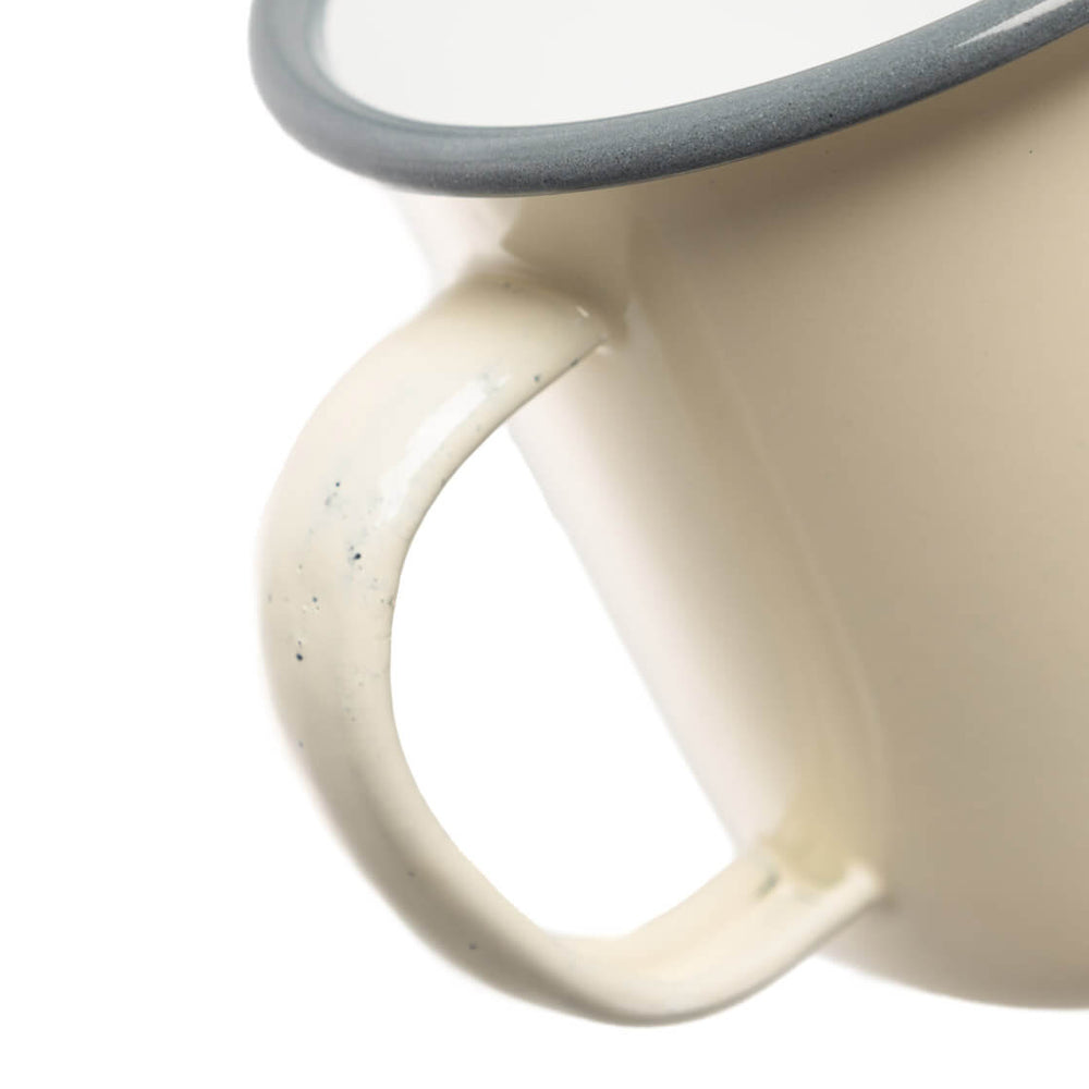 
                      
                        Foret Mug Bean Enamel beige cloud cloud
                      
                    