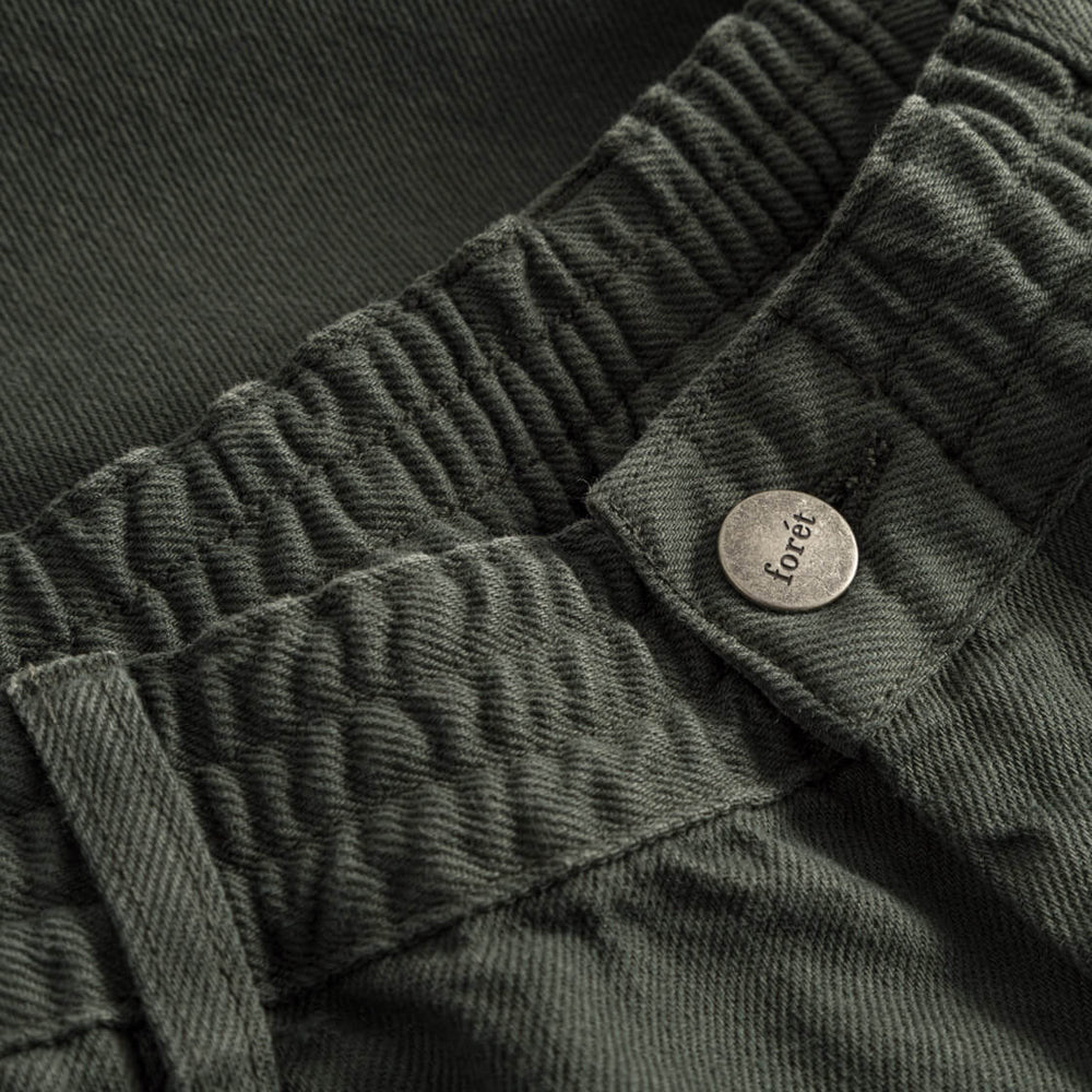 
                      
                        Foret Pants Clay green dark moss
                      
                    
