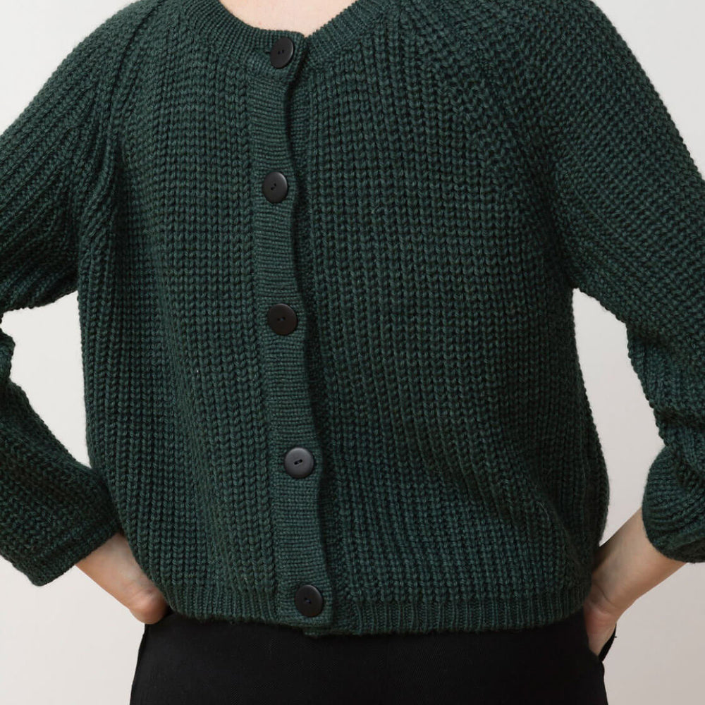 
                      
                        Jungle Folk W Cardigan Tosca green forrest
                      
                    