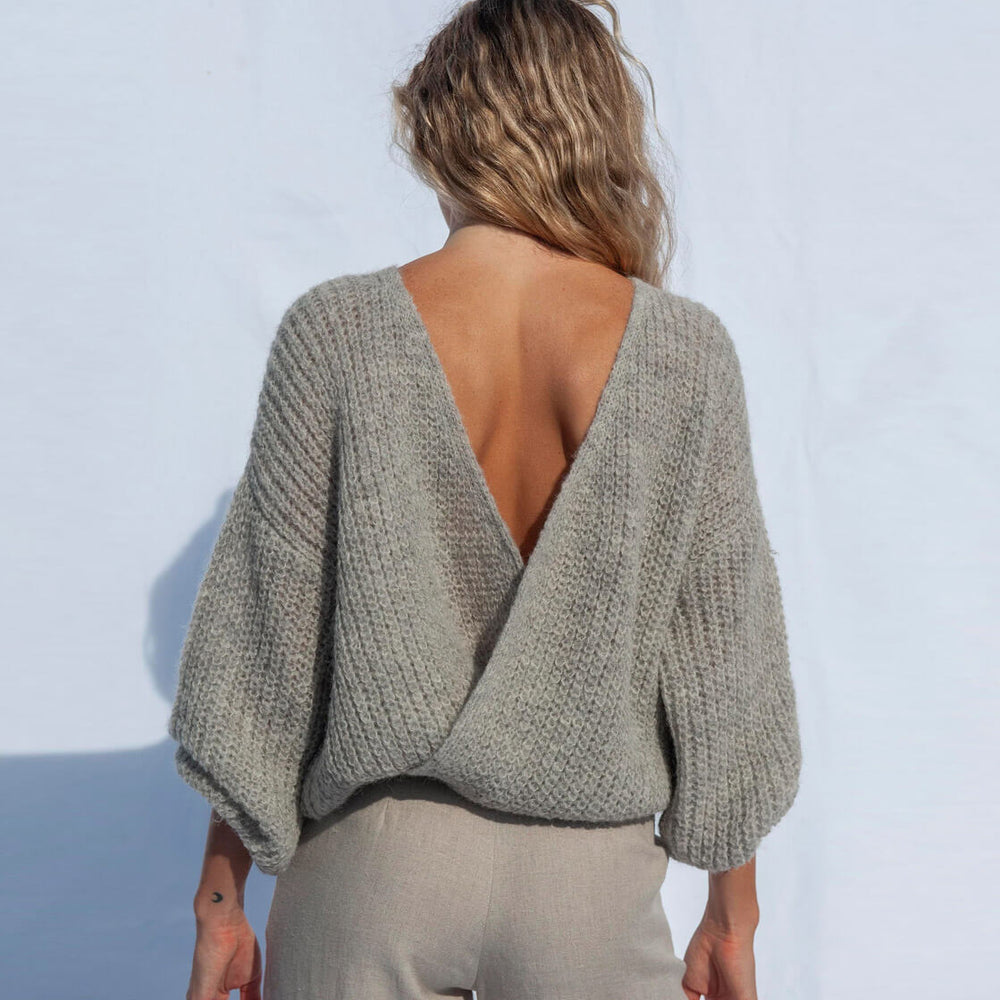 
                      
                        Jungle Folk W Cardigan Vega grey light undyed
                      
                    