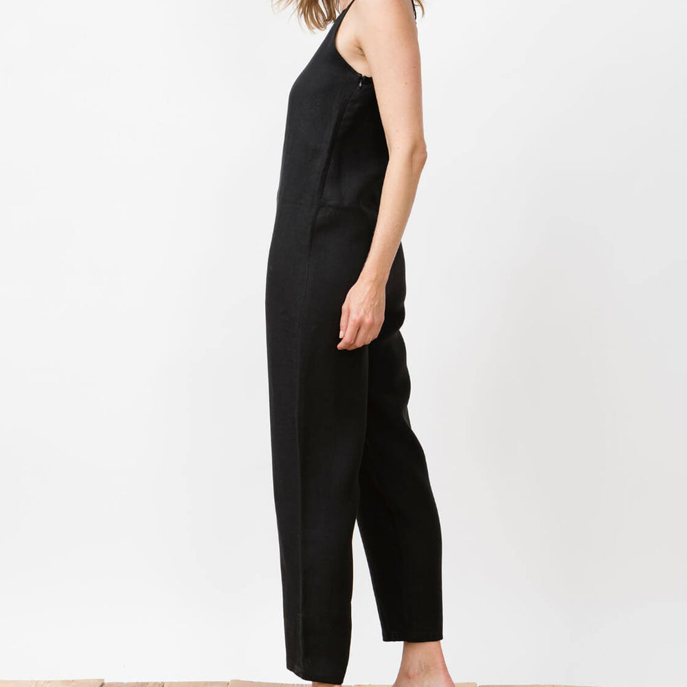 
                      
                        Jungle Folk W Jumpsuit Filipa black
                      
                    