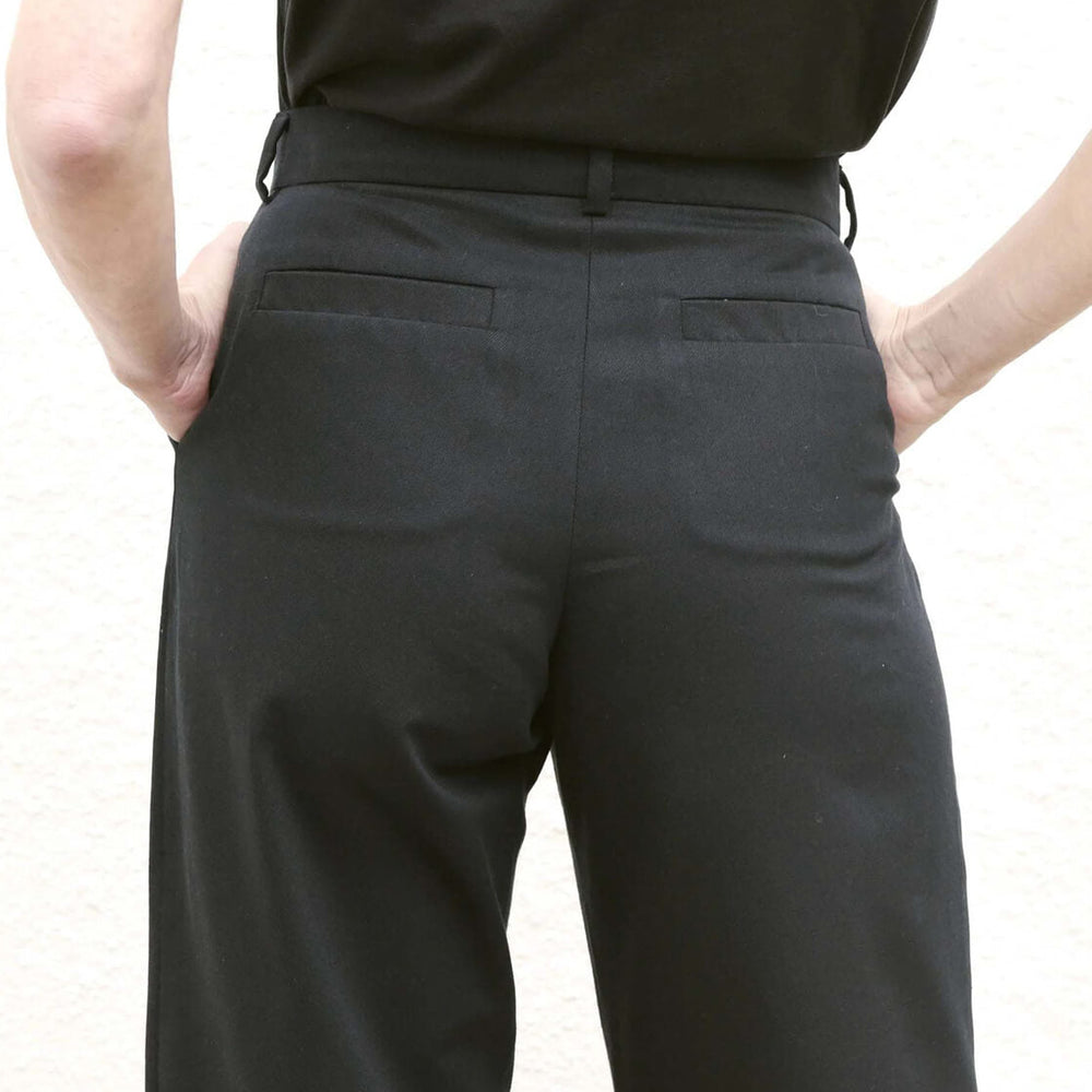 
                      
                        Jungle Folk W Pants Jaro black
                      
                    