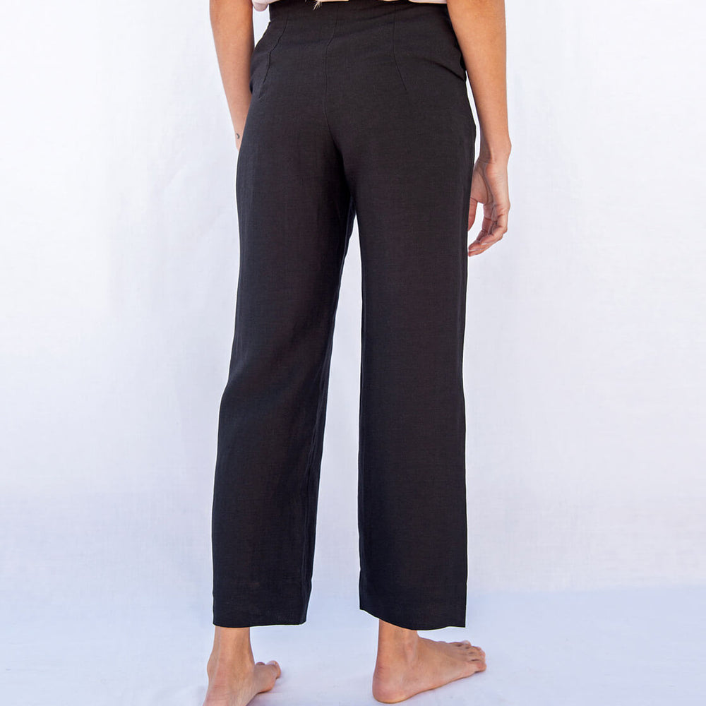 
                      
                        Jungle Folk W Pants Olivia Linen black
                      
                    