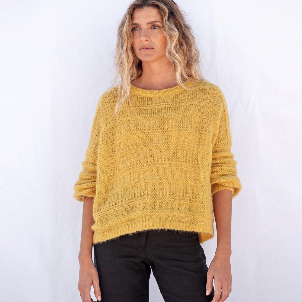 
                      
                        Jungle Folk W Pullover Juliet yellow mustard
                      
                    