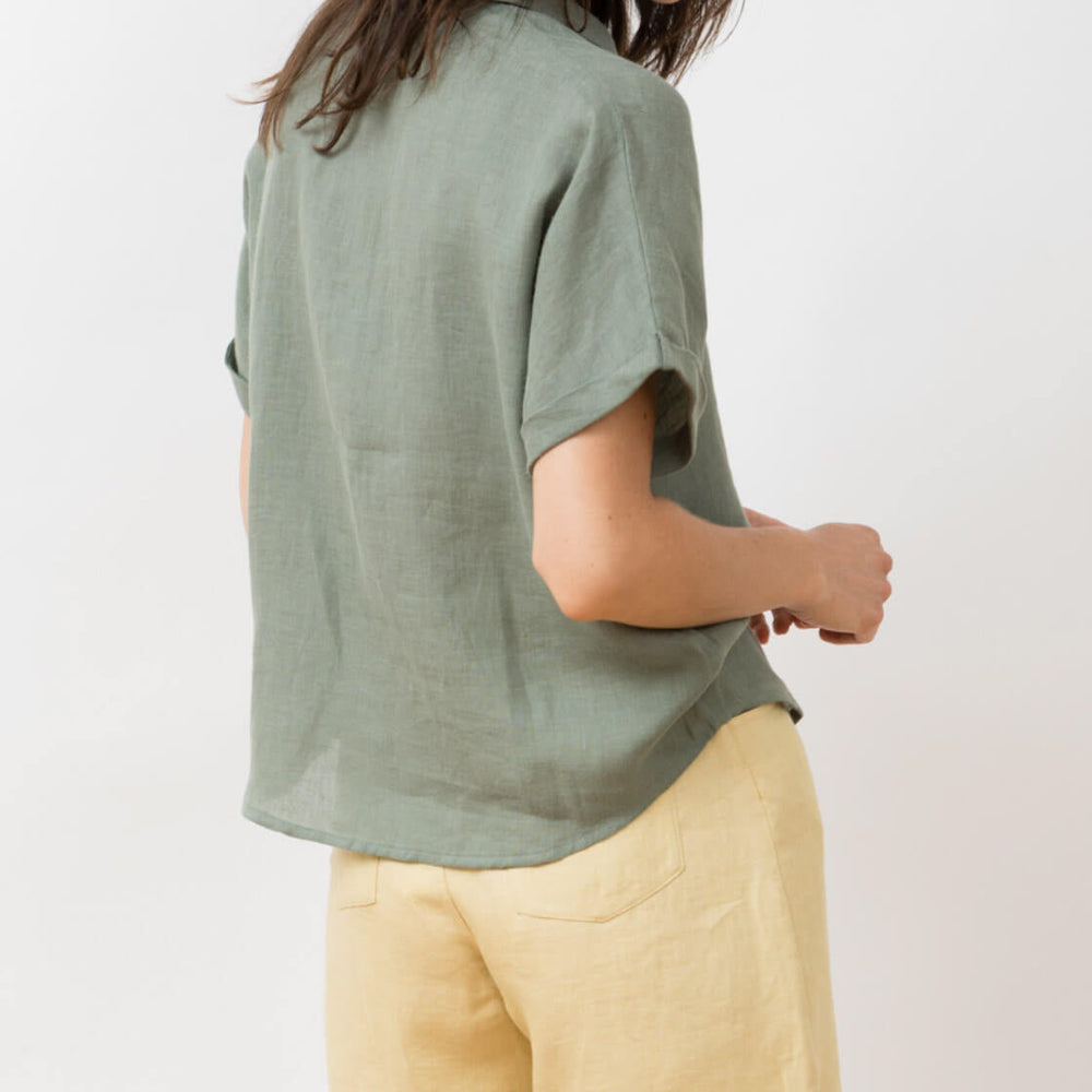 
                      
                        Jungle Folk W Shirt Tona green almond
                      
                    