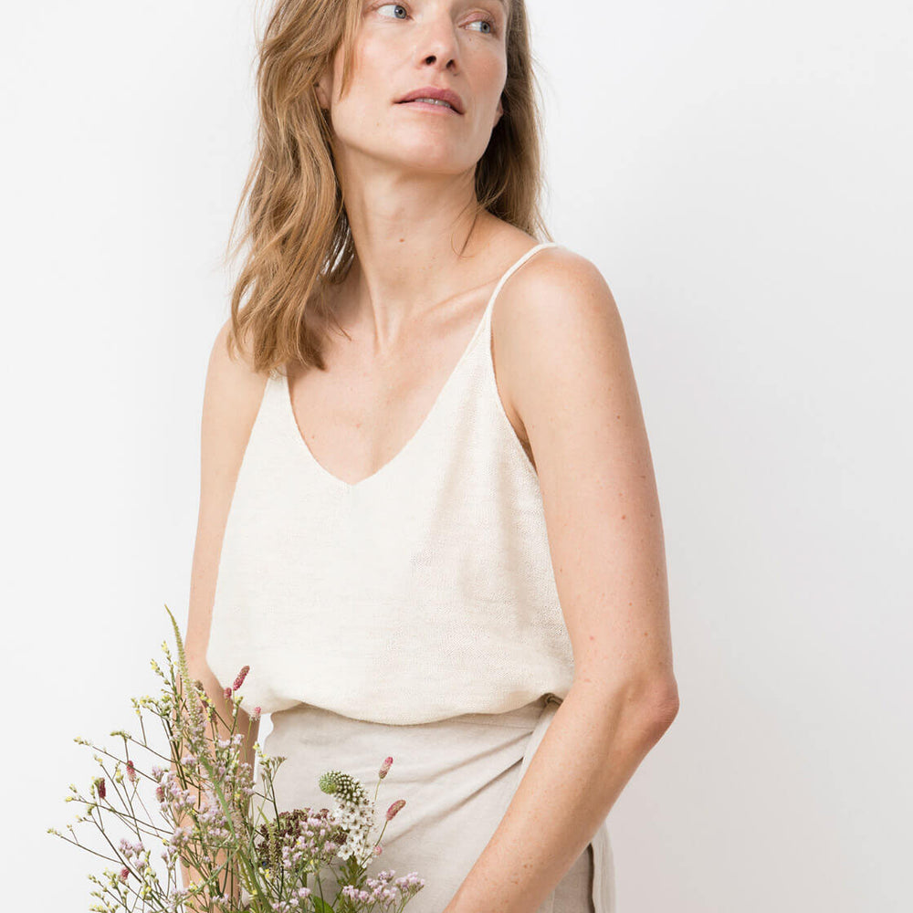 
                      
                        Jungle Folk W Top Agnes beige ivory
                      
                    