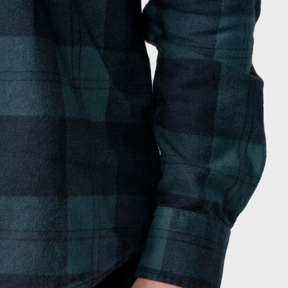 
                      
                        Klitmoller Shirt Nikolaj green moss/black
                      
                    