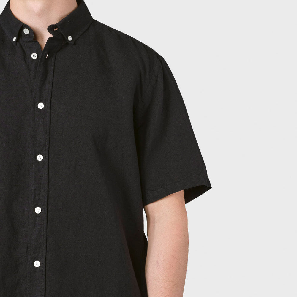 
                      
                        Klitmoller Shirt SS Mikkel Linen black
                      
                    