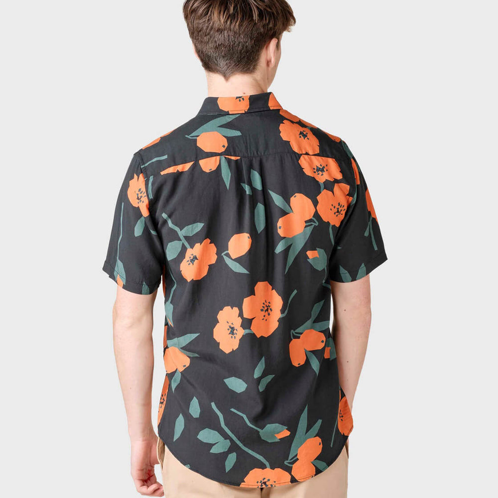 
                      
                        Klitmoller Shirt SS Quentin black/mandarin flowers
                      
                    