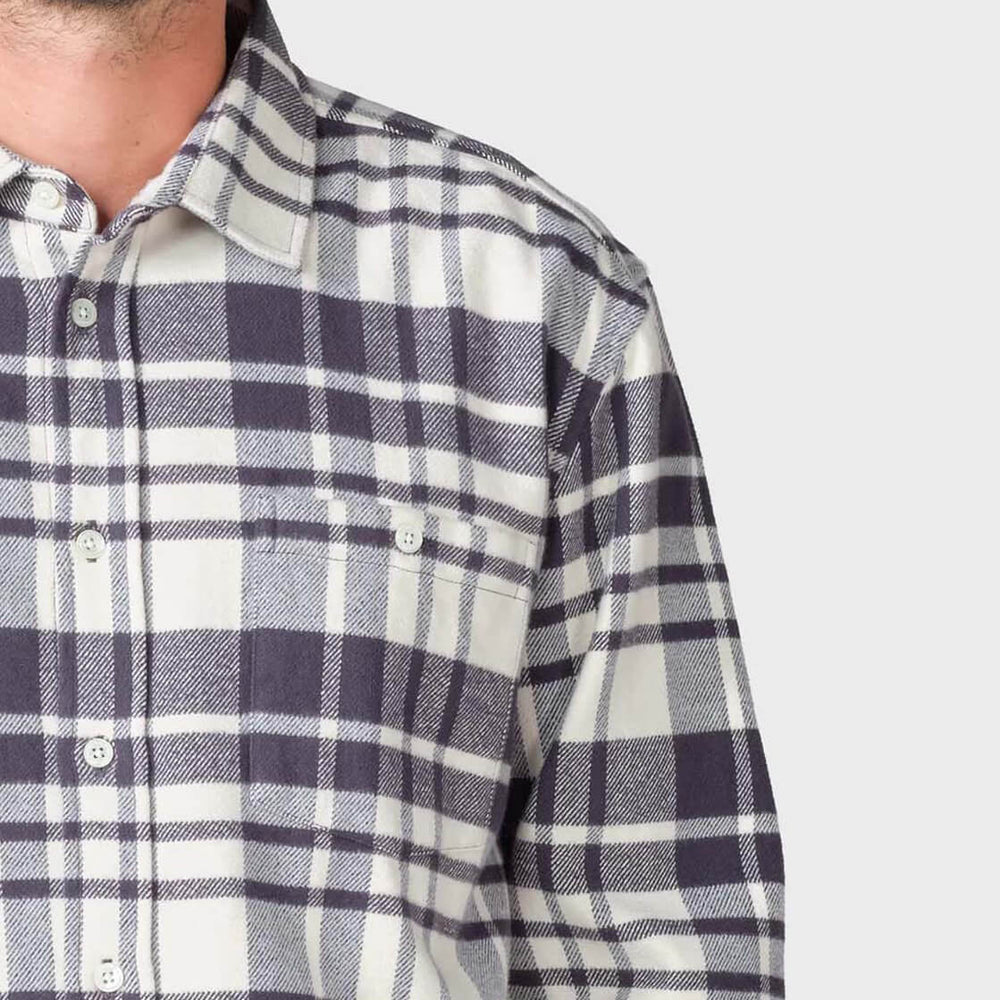 
                      
                        Klitmoller Shirt Scott beige cream/navy
                      
                    