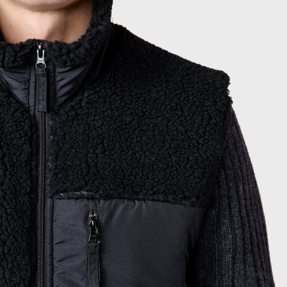 
                      
                        Klitmoller Vest Mid Fleece black
                      
                    