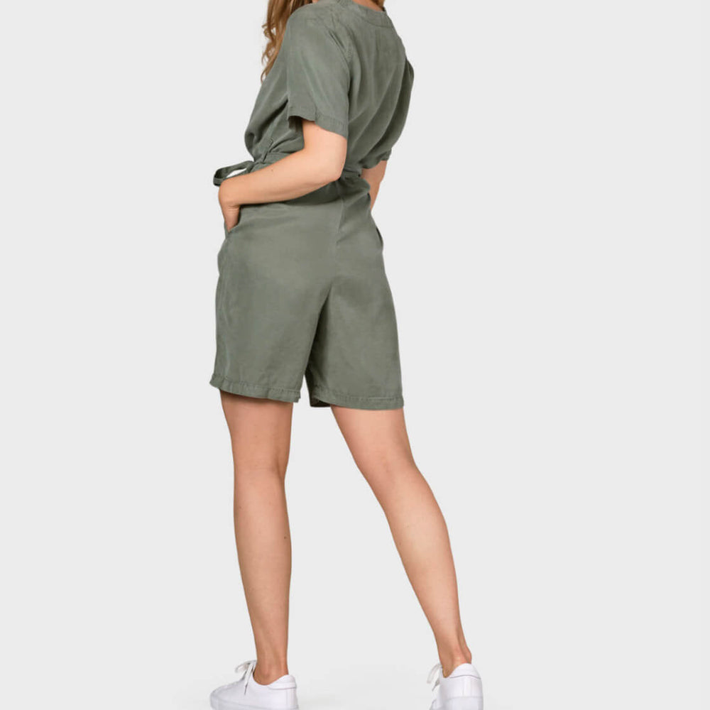 
                      
                        Klitmoller W Jumpsuit Marna Short green pale
                      
                    