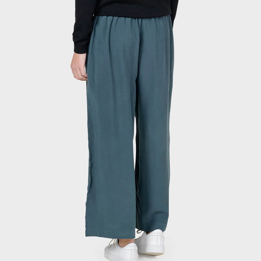 
                      
                        Klitmoller W Pants Leonora Lyocell green moss
                      
                    