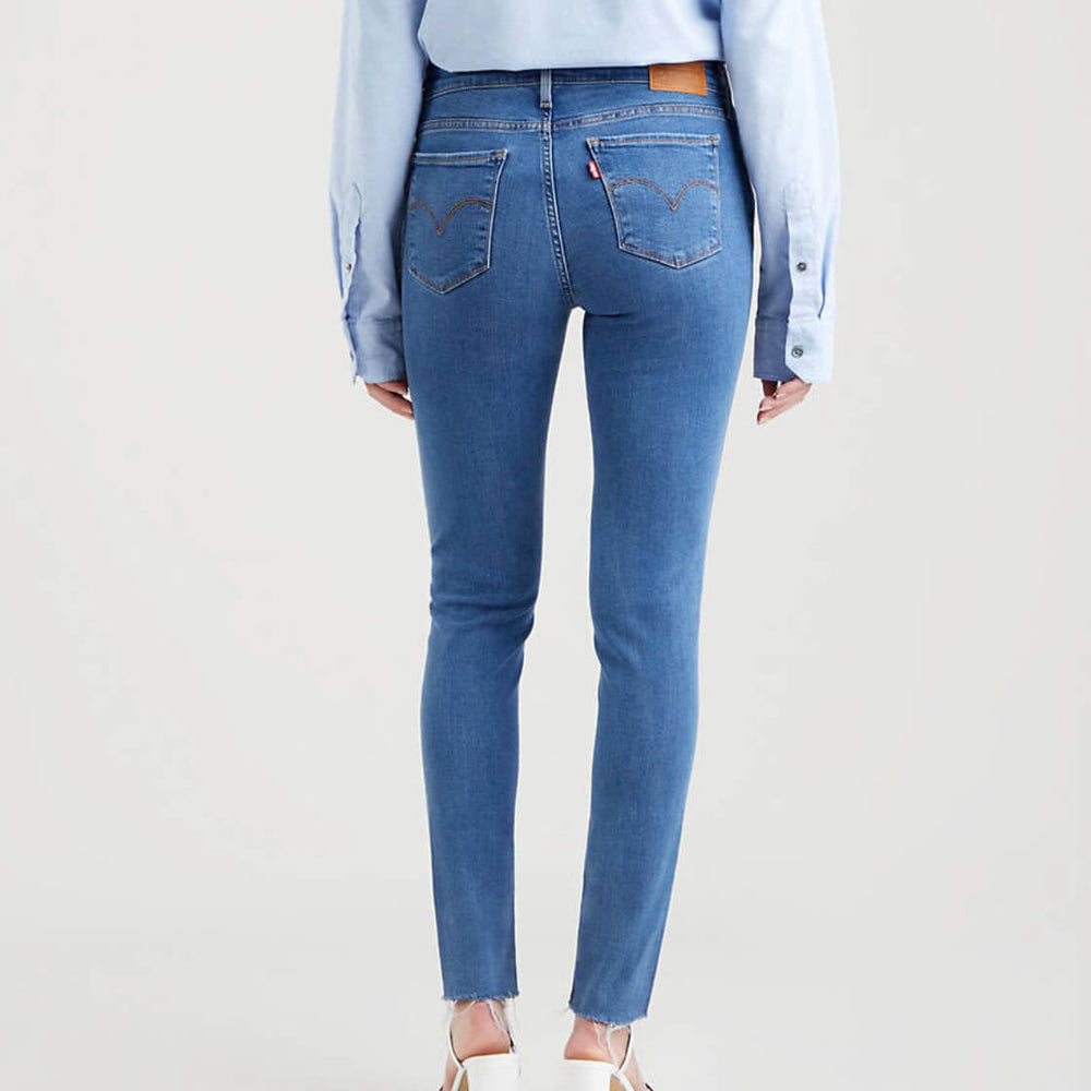 
                      
                        Levis W Jeans 711 Skinny blue bogota fly
                      
                    