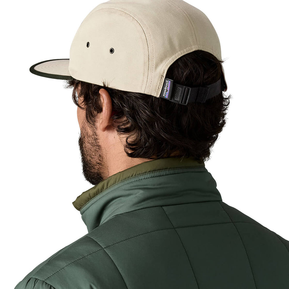 
                      
                        Patagonia 5 Panel Maclure Graphic Oval Logo grey pumice
                      
                    