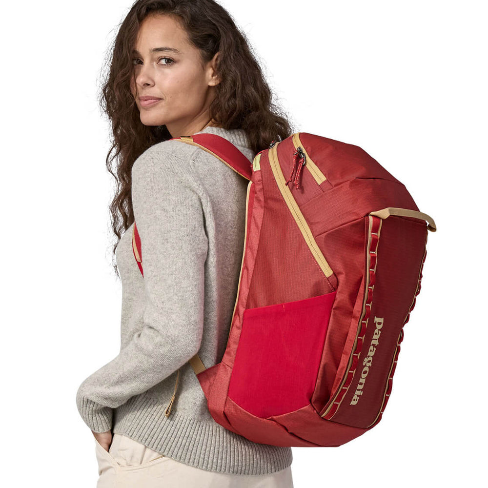 Patagonia Backpack Pack MD Black Hole red touring