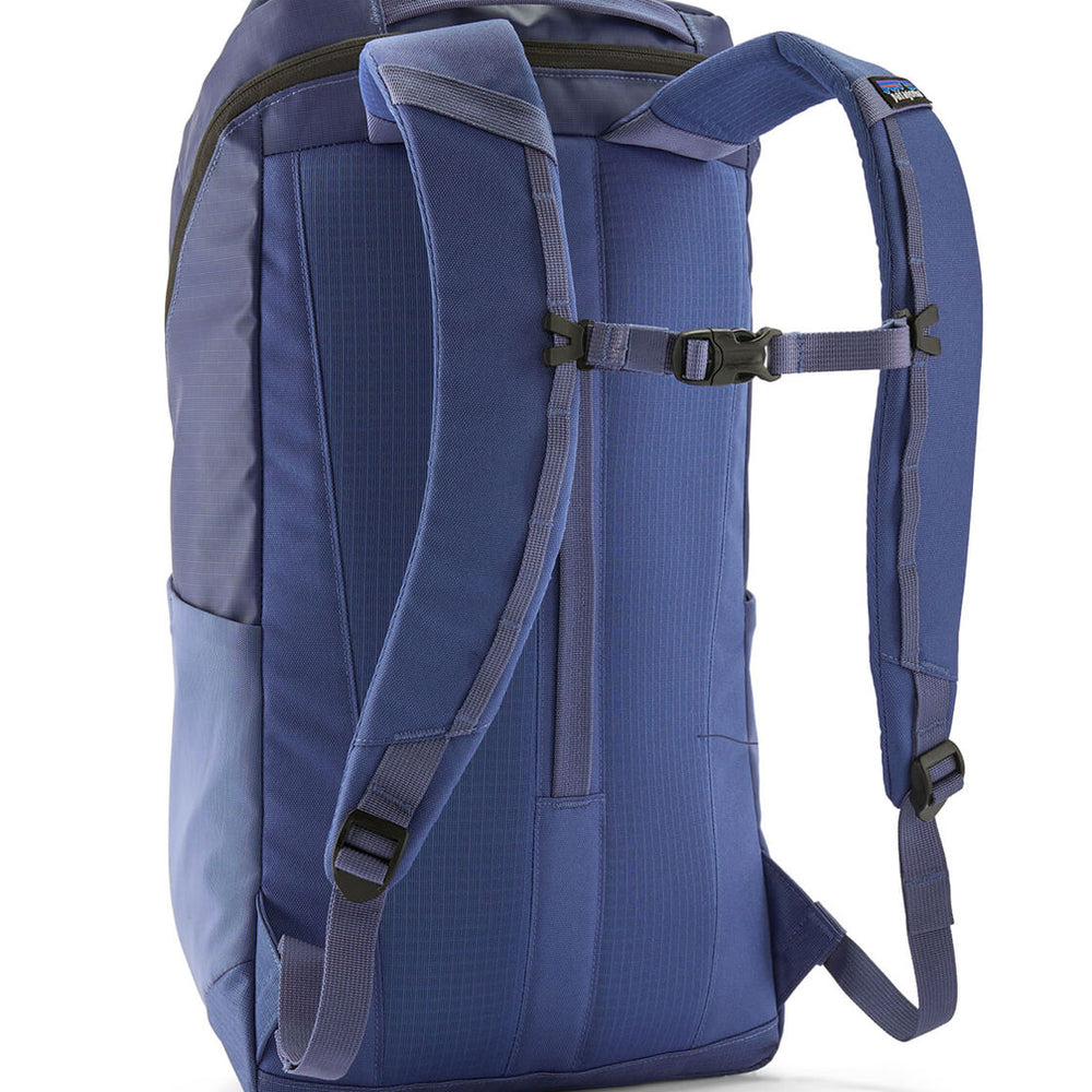 
                      
                        Patagonia Backpack Pack SM Black Hole blue current
                      
                    