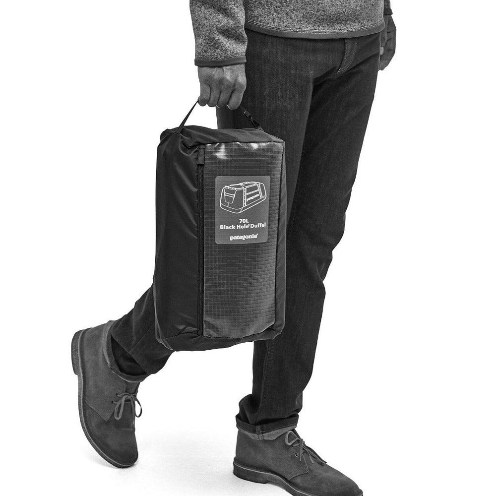 
                      
                        Patagonia Bag Black Hole Duffel LG blue classic navy
                      
                    