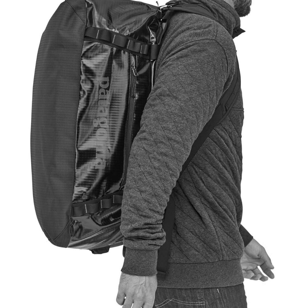 
                      
                        Patagonia Bag Black Hole Duffel MD grey birch white
                      
                    