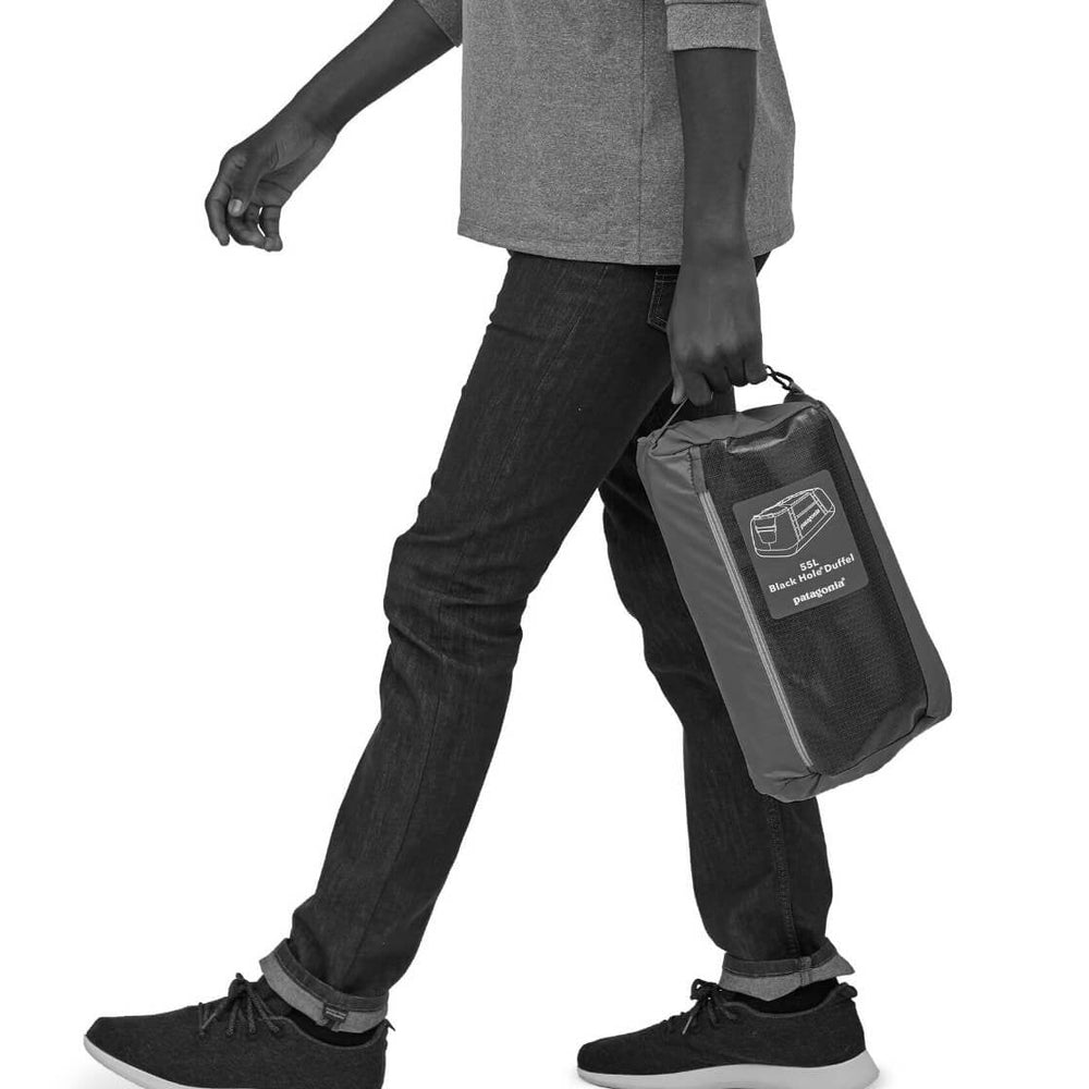
                      
                        Patagonia Bag Black Hole Duffel MD grey birch white
                      
                    