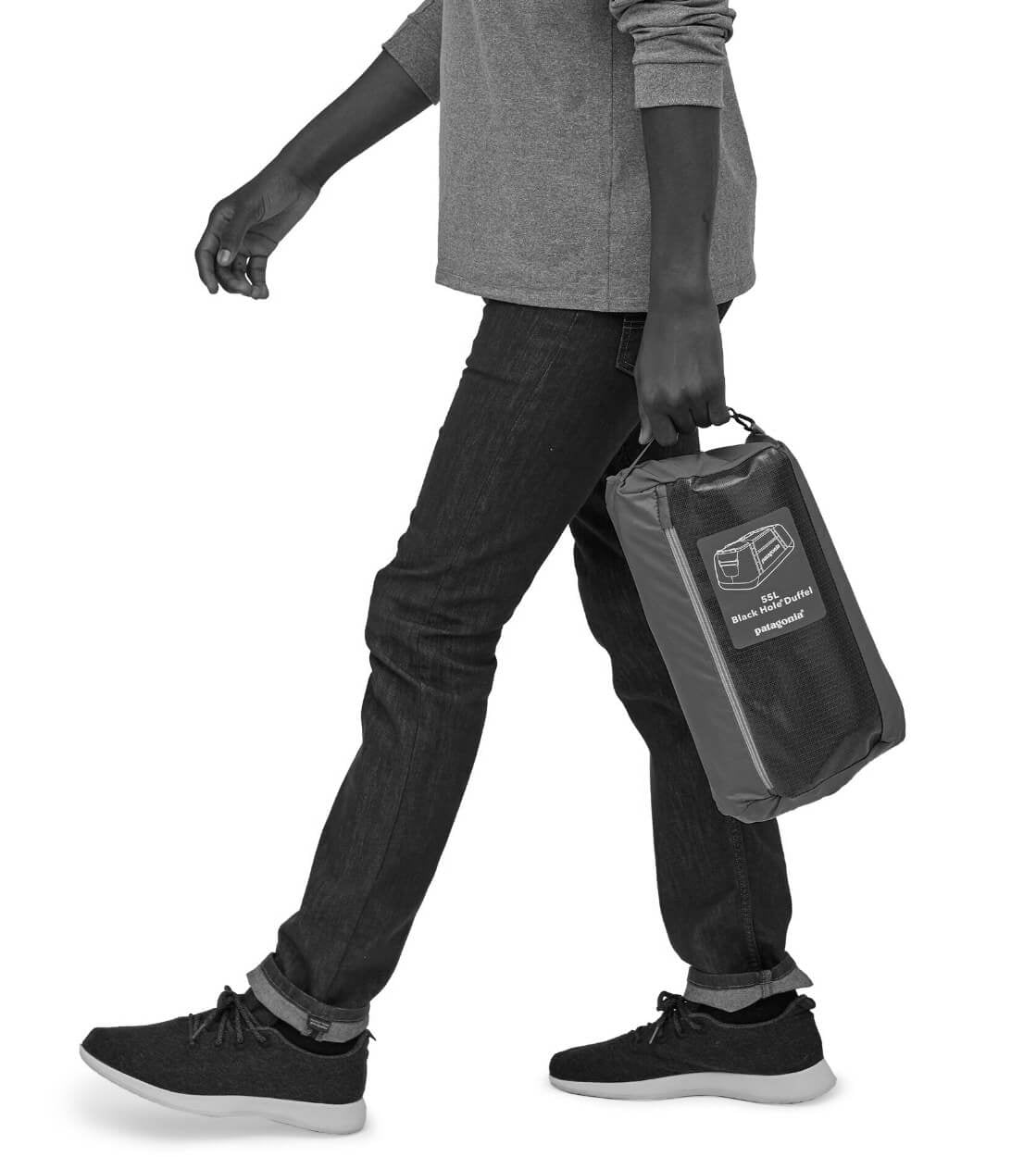 Patagonia Bag Black Hole Duffel MD grey birch white