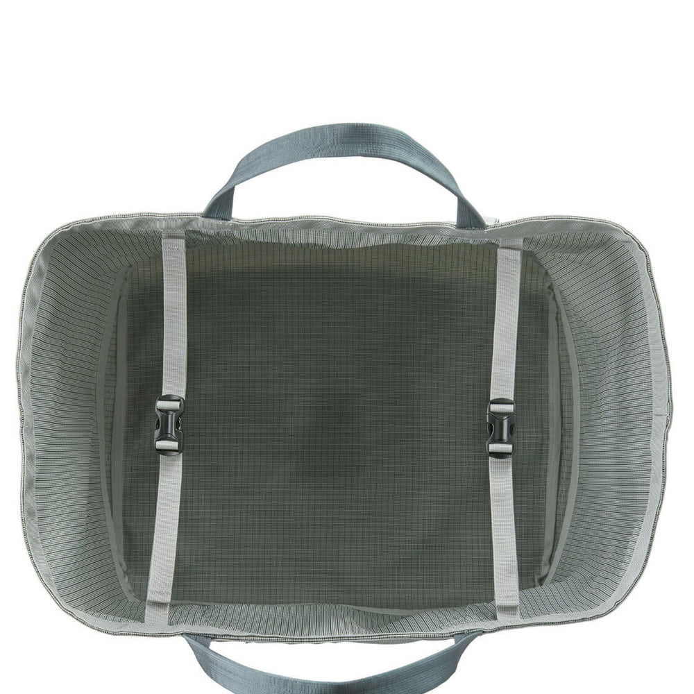 
                      
                        Patagonia Bag Black Hole Gear Tote grey sleet green wild waterline
                      
                    