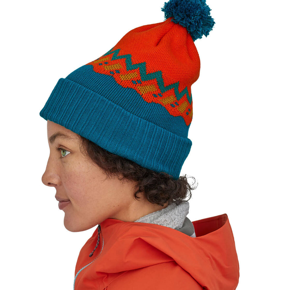 
                      
                        Patagonia Beanie Powder Town blue/orange/red paintbrush
                      
                    