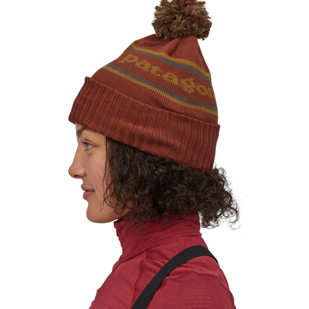 
                      
                        Patagonia Beanie Powder Town red spanish
                      
                    
