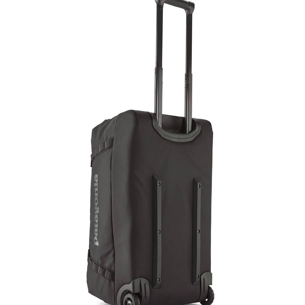 
                      
                        Patagonia Duffel Wheeled MD Black Hole purple dulse mauve
                      
                    