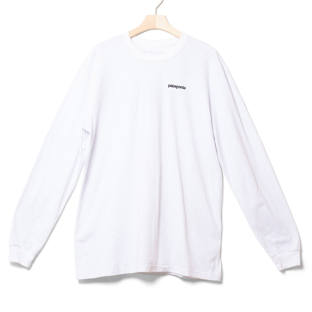 
                      
                        Patagonia Longsleeve P-6 Logo white
                      
                    