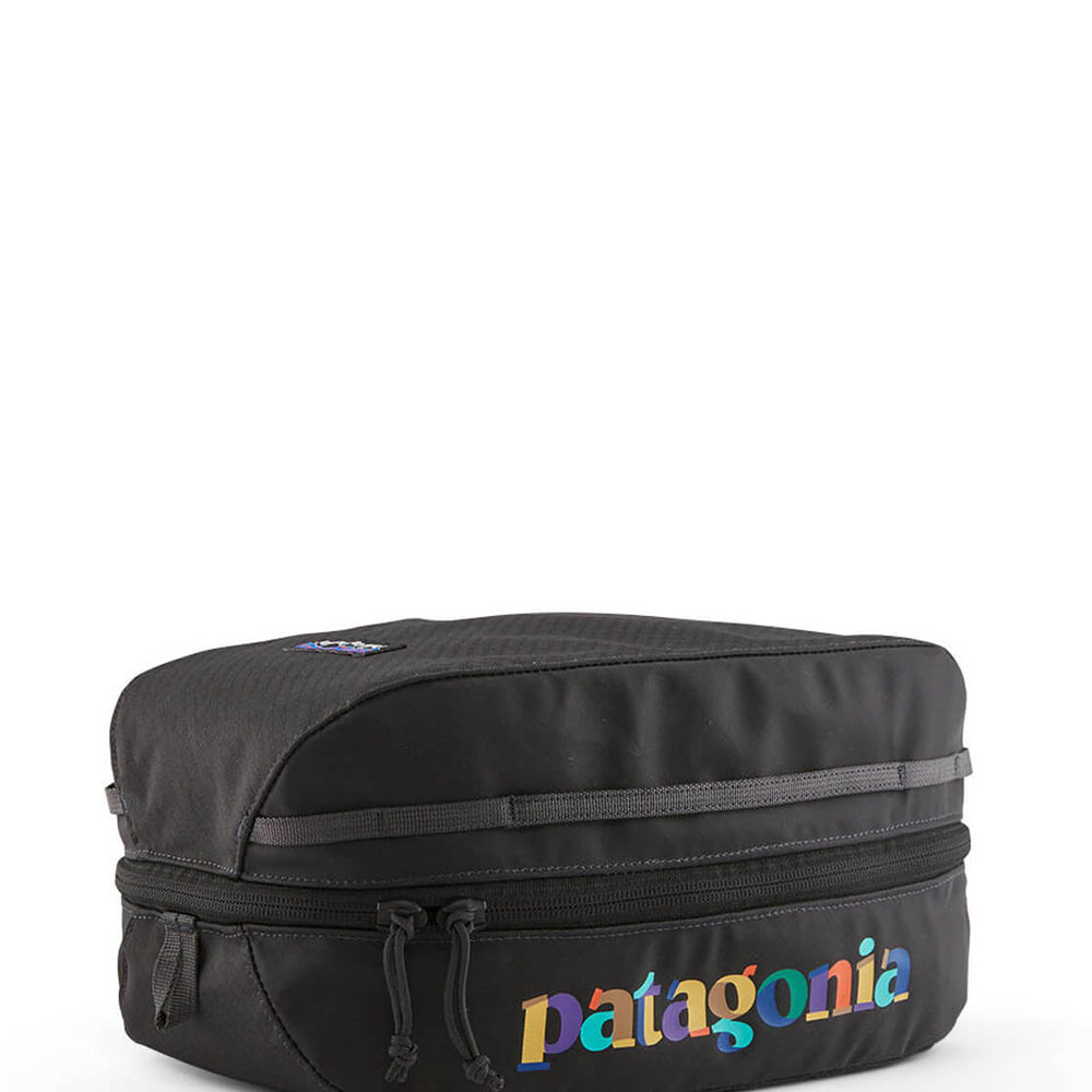 Patagonia Packing Cube MD Black Hole black ink unity text