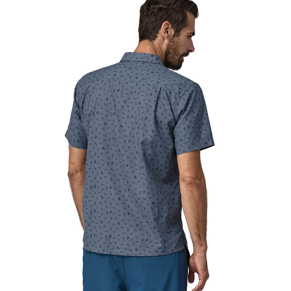 
                      
                        Patagonia Shirt SS Back Step blue utility tiny islands
                      
                    