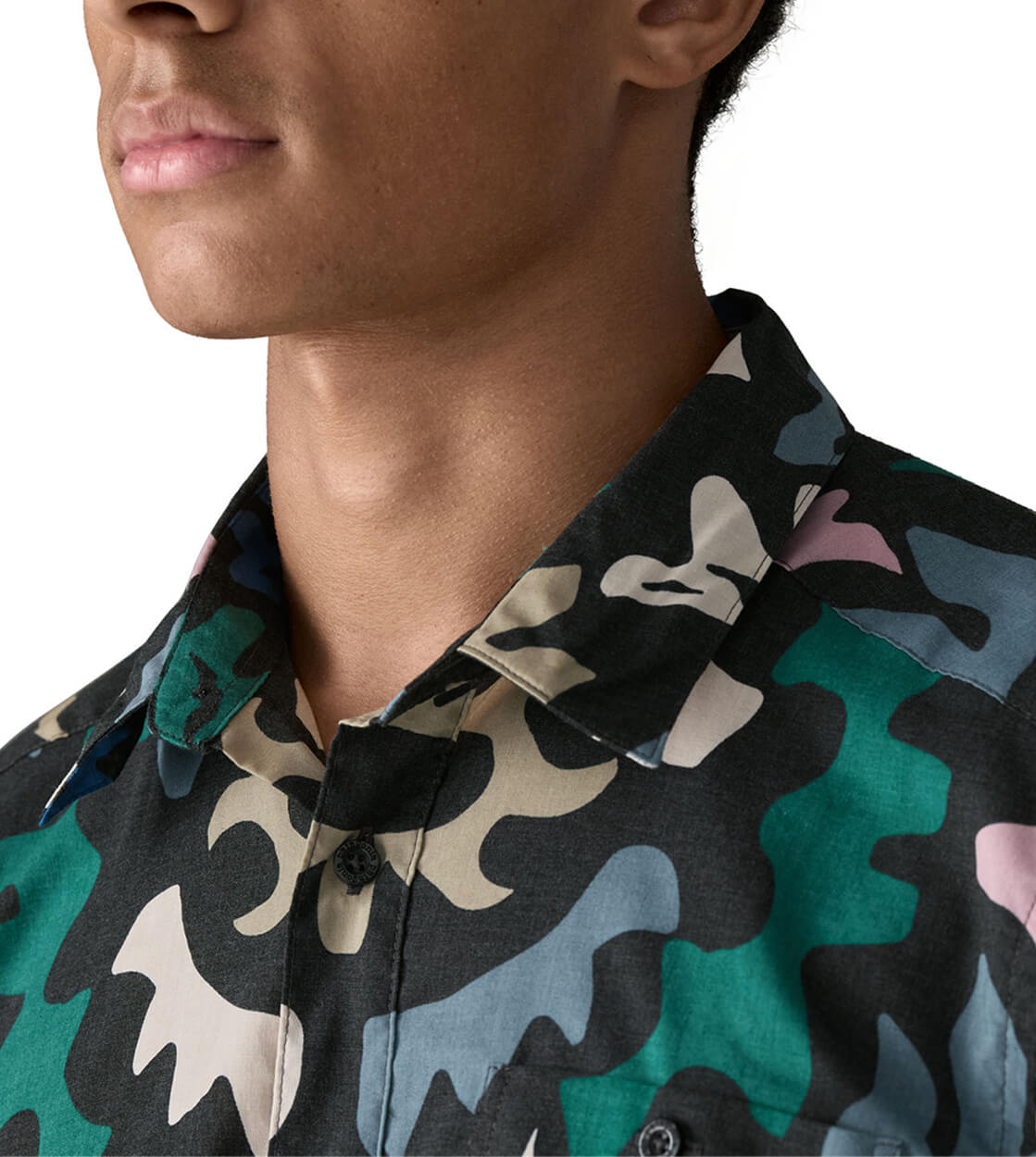 Patagonia Shirt SS Go To black kaleido