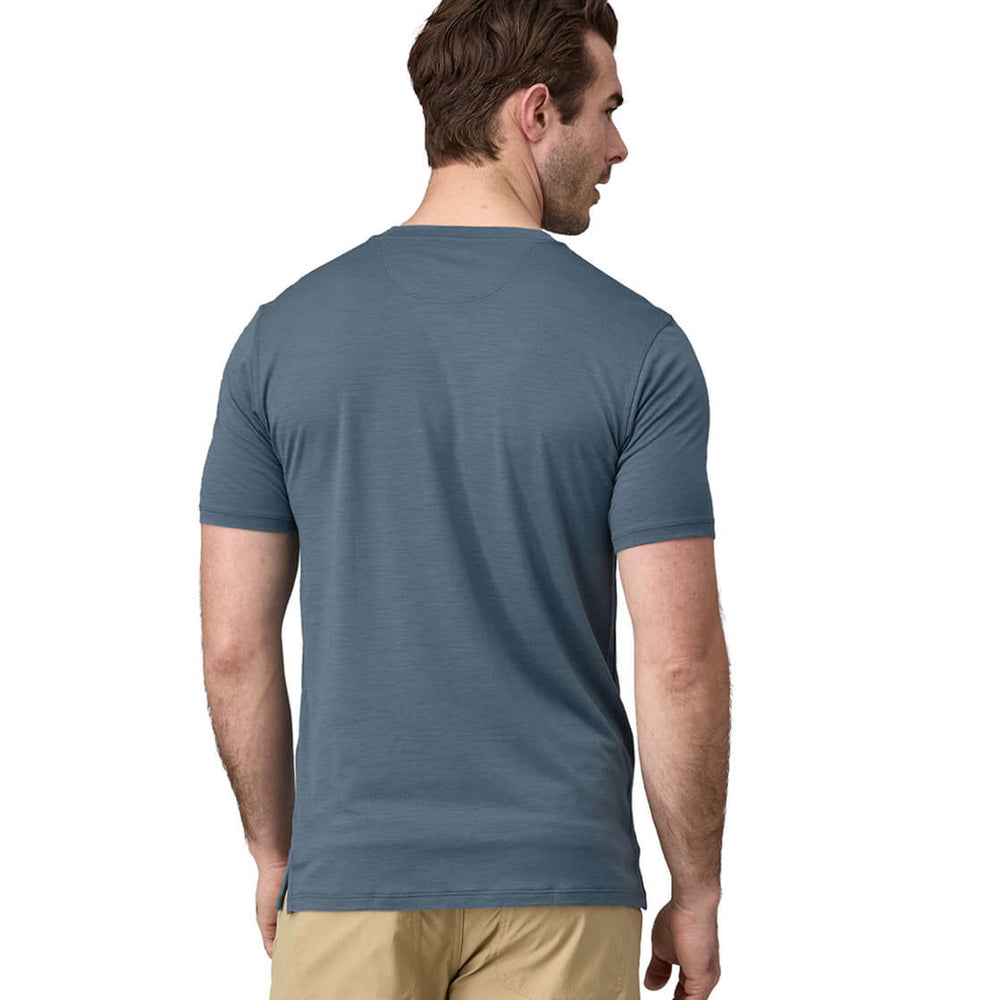 
                      
                        Patagonia T-Shirt Cap Cool Merino blue utility
                      
                    