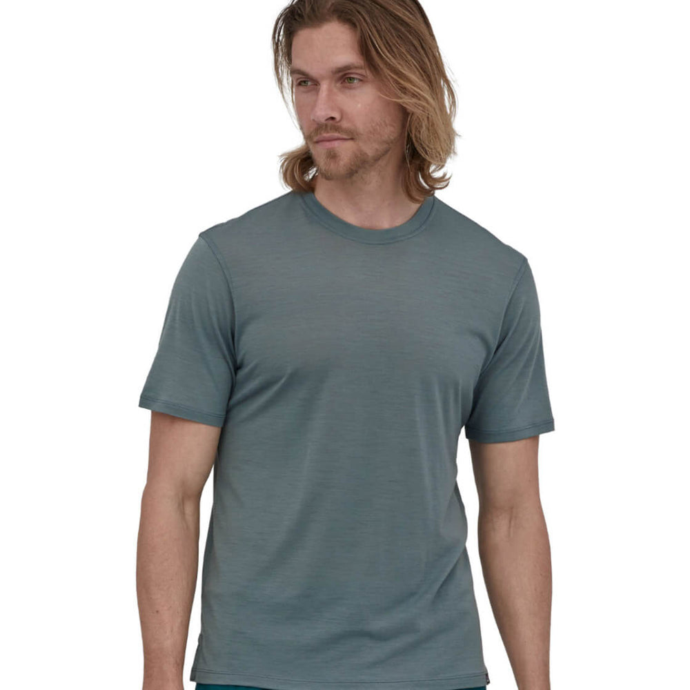 
                      
                        Patagonia T-Shirt Cap Cool Merino grey plume
                      
                    