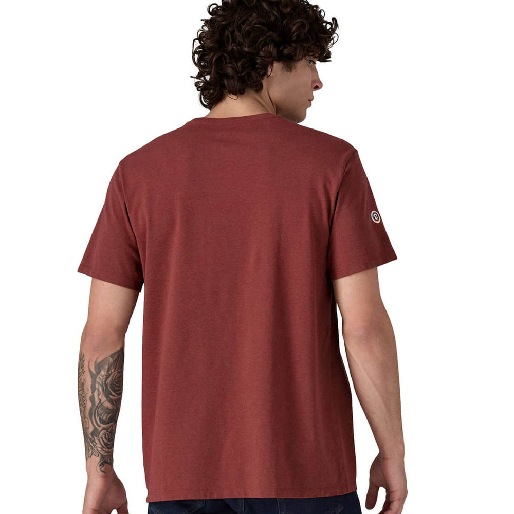 
                      
                        Patagonia T-Shirt Fitz Roy Icon red mangrove
                      
                    