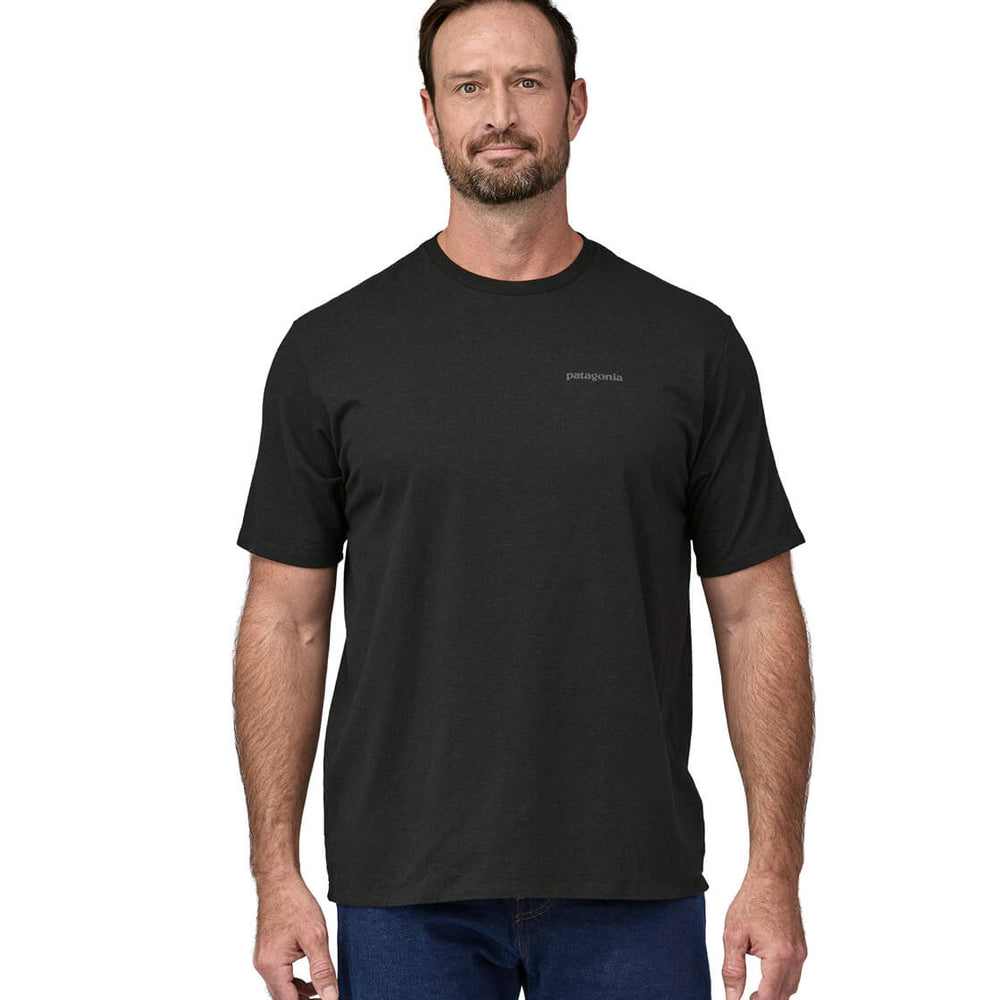 
                      
                        Patagonia T-Shirt Flying Fish II black ink
                      
                    