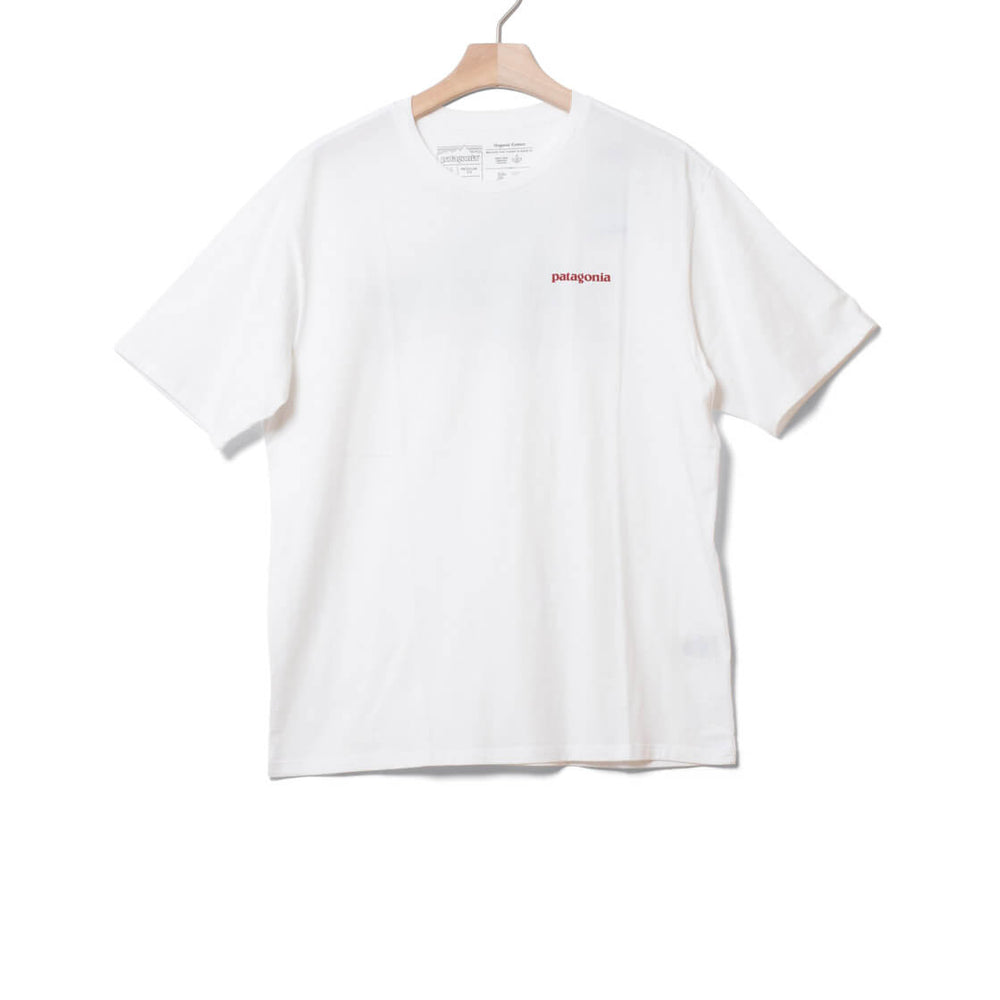 
                      
                        Patagonia T-Shirt Flying Fish white
                      
                    