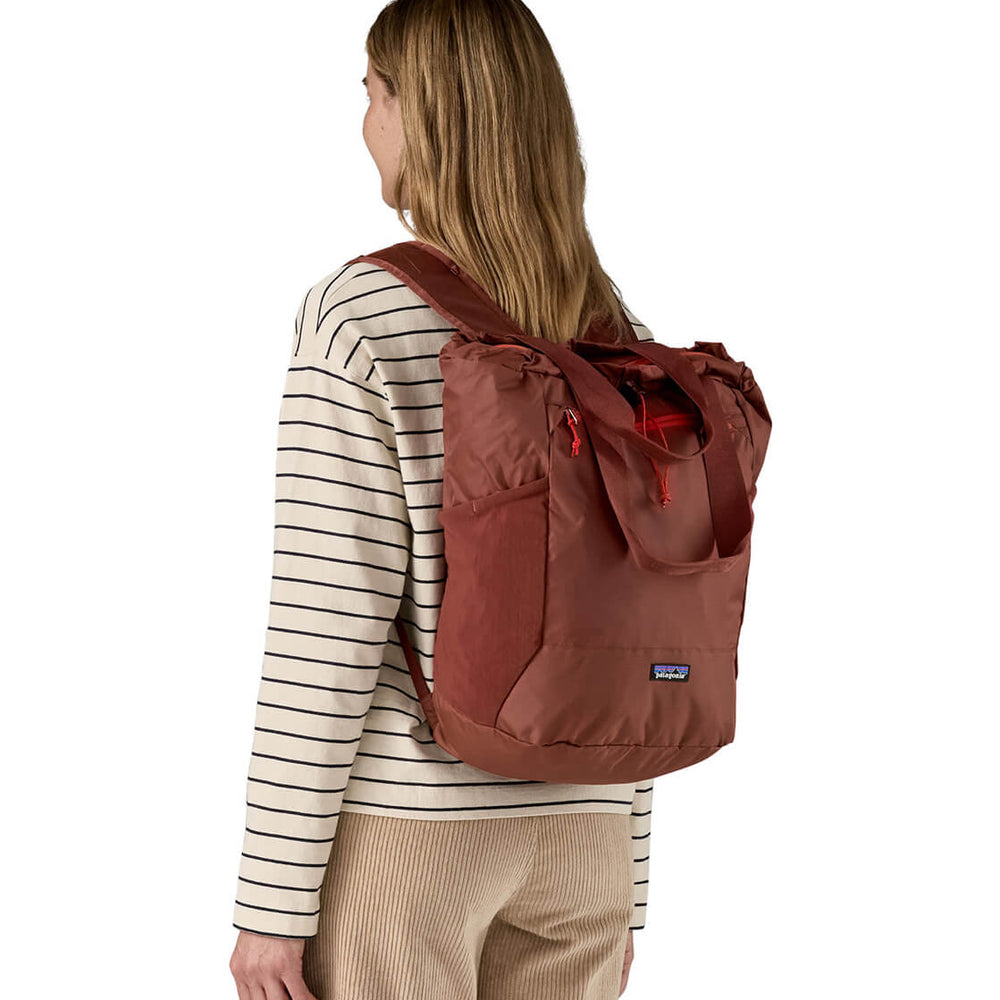 Patagonia Tote Pack Terravia red dried vanilla