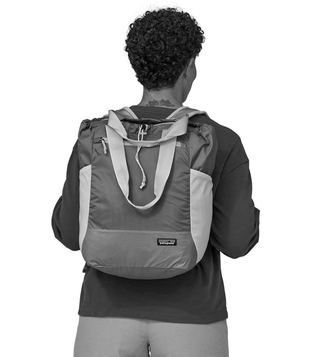Patagonia Tote Ultralight Black Hole blue passage