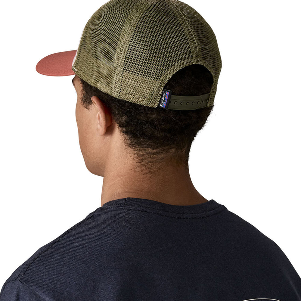 
                      
                        Patagonia Trucker P-6 Logo Lo Pro white birch
                      
                    