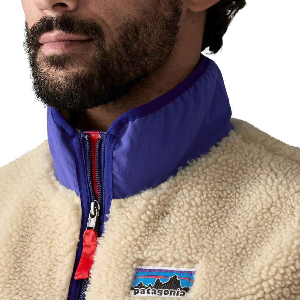 
                      
                        Patagonia Vest Classic Retro-X beige dark natural
                      
                    