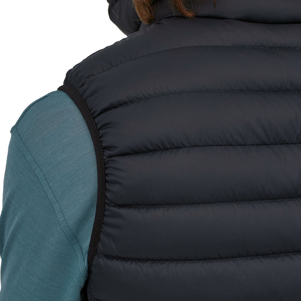 
                      
                        Patagonia Vest Down Sweater black
                      
                    