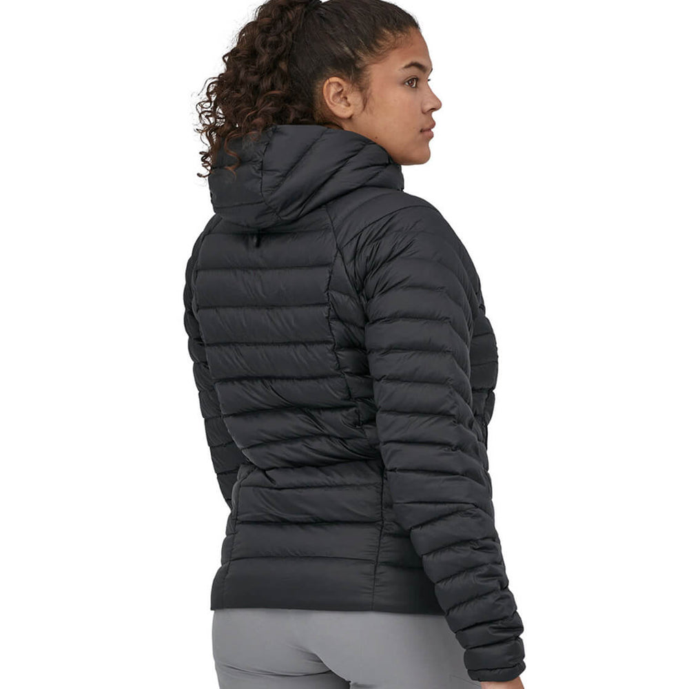 
                      
                        Patagonia W Jacket Down Hoody black
                      
                    